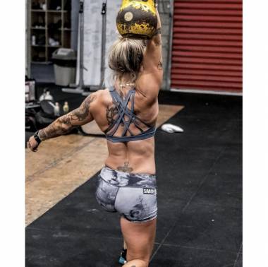 Booty Short Tie and Dye Gris - Savage Barbell